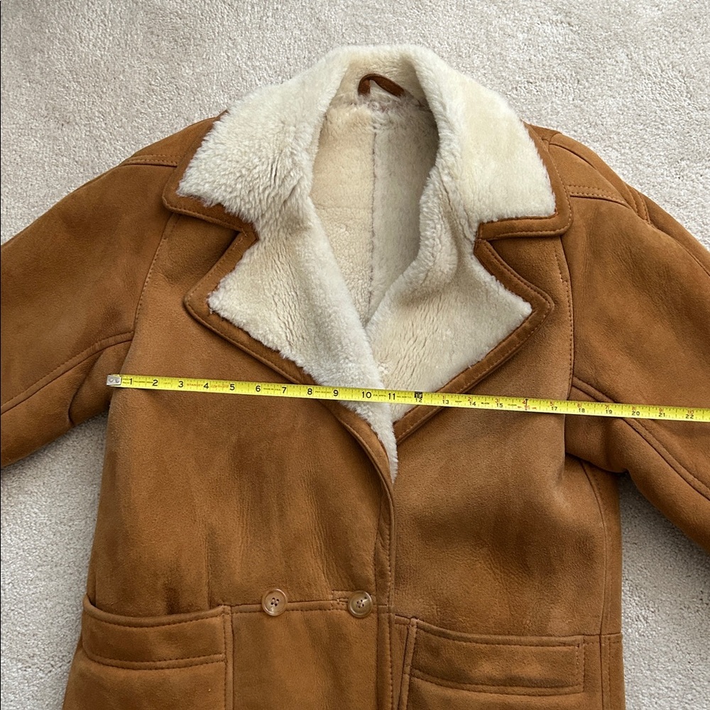 Vintage Sawyer of Napa Shearling Coat With Pockets - Picture 12 of 12